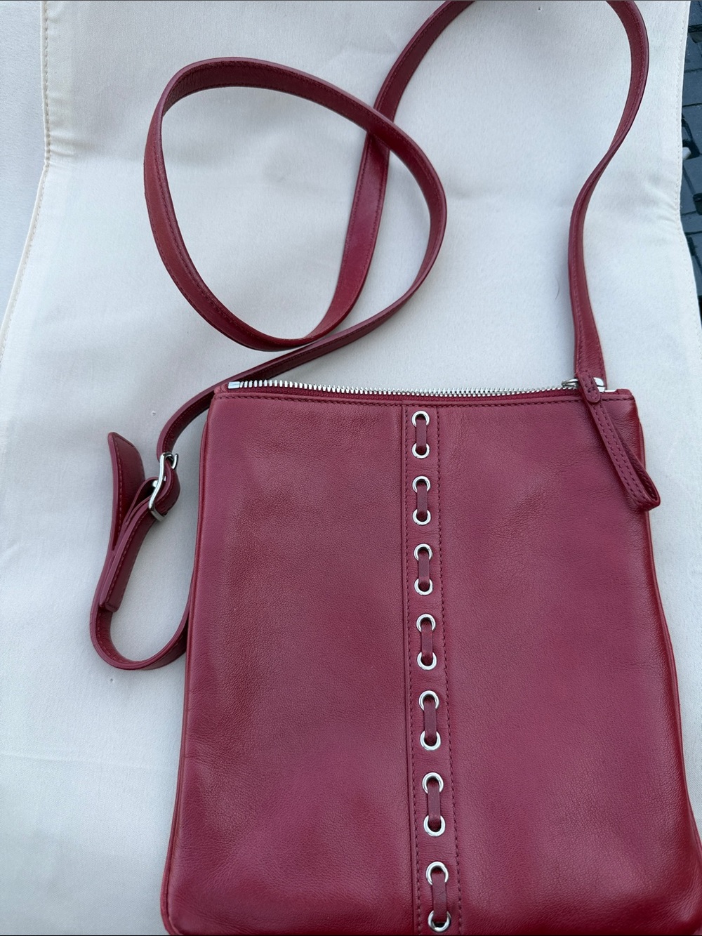CHERRY RED COACH SWINGBACK BAG - VERY CLEAN 9.5 X 9.5 X 2
